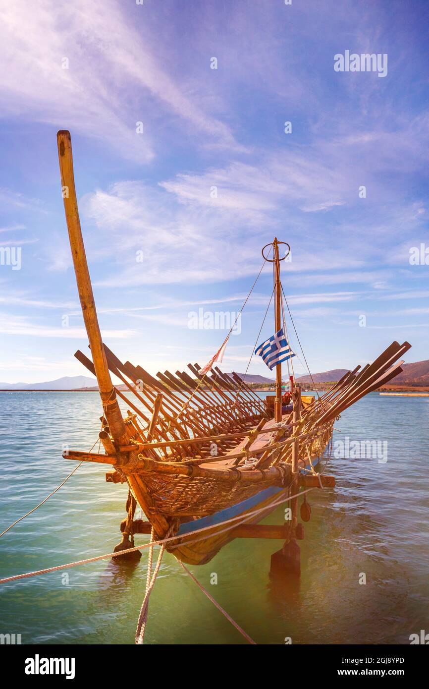 Replica di Argo mitica nave di Jason e gli Argonauti a Volos, Grecia Foto Stock