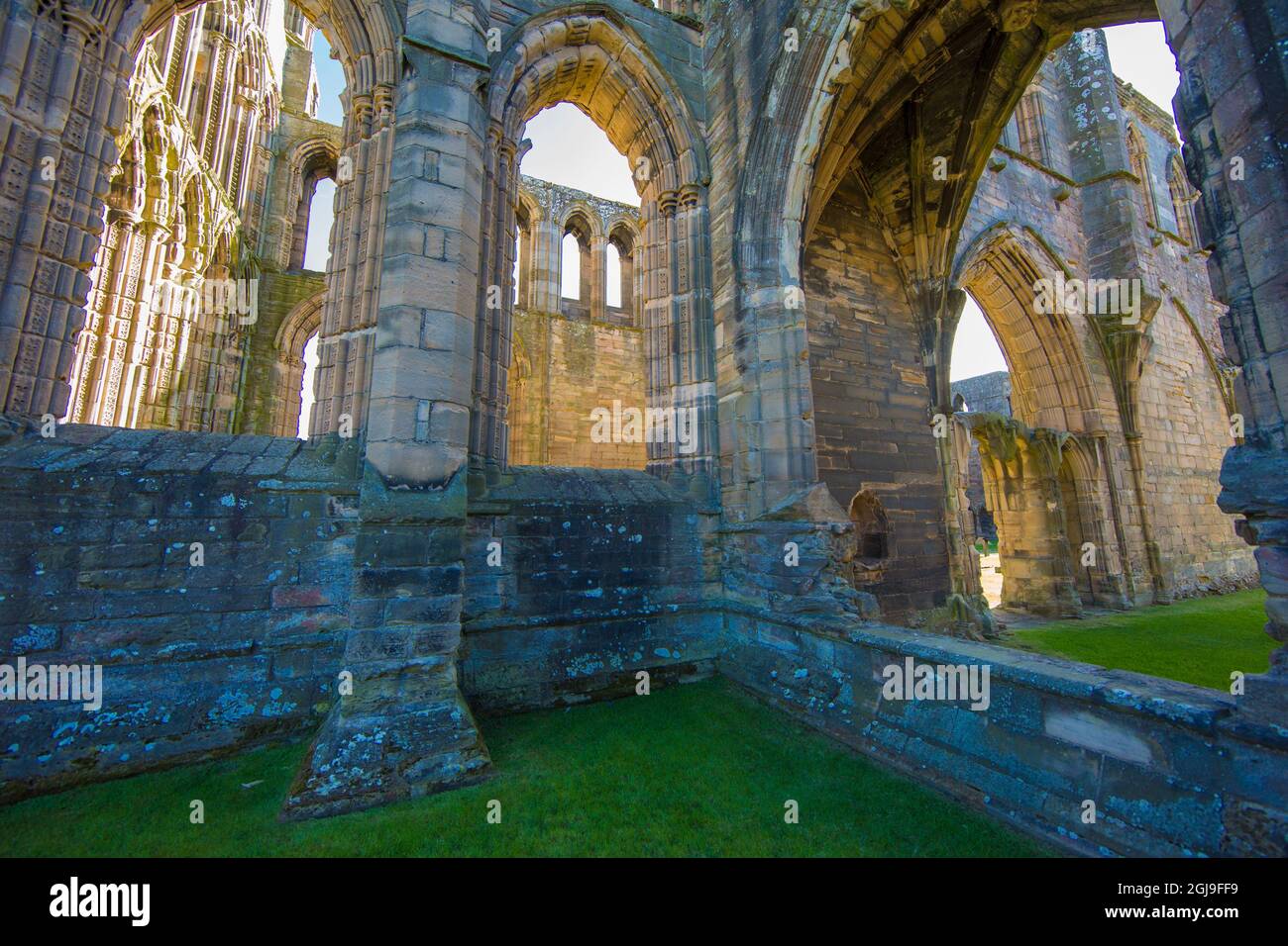 Scozia, Elgin. Rovine del 13 ° secolo Elgin Cattedrale. Foto Stock