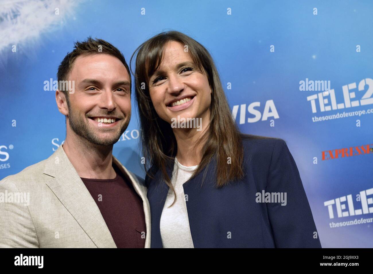 STOCCOLMA 2016-05-08 i presentatori Mans Zelmerlow e Petra Mede posano per le foto dopo il presser Eurovision Song Contest al Globe Ericsson di Stoccolma, Svezia, 8 maggio 2016. Il Concorso Eurovision Song 2016 inizia con la prima semifinale di martedì. Foto: Jonas EkstrÃƒÂ¶mer / TT / ** SVEZIA FUORI ** Foto Stock