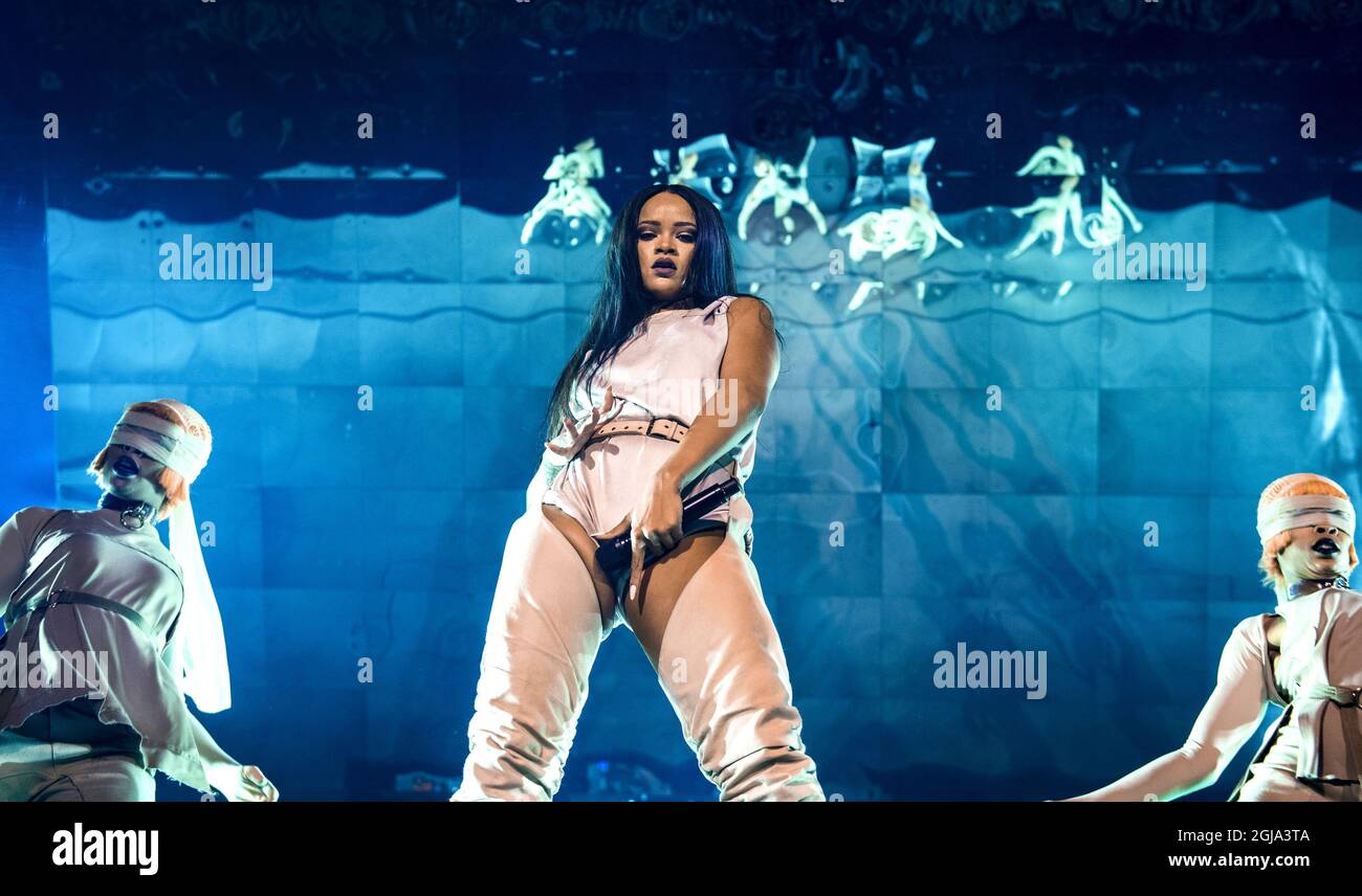 STOCCOLMA 2016-07-04 Rihanna suona con il suo Anti World Tour all'arena Tele2 di Stoccolma; Svezia Juy 4, 2016. Foto: Marcus Ericsson / TT / Kod 11470 Foto Stock