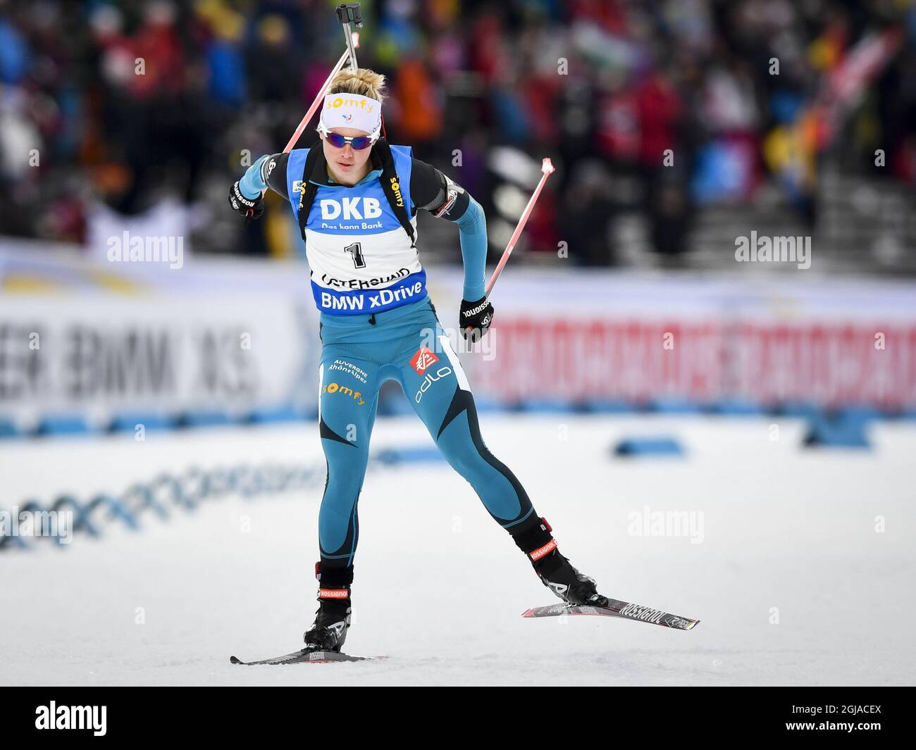 Marie Dorin Habert di Francia in azione durante l'inseguimento femminile di 10 km durante la Coppa del mondo di Biathlon a Ostersund, Svezia settentrionale, il 04 dicembre 2016. Foto: Anders Wiklund / TT / code 10040 Foto Stock