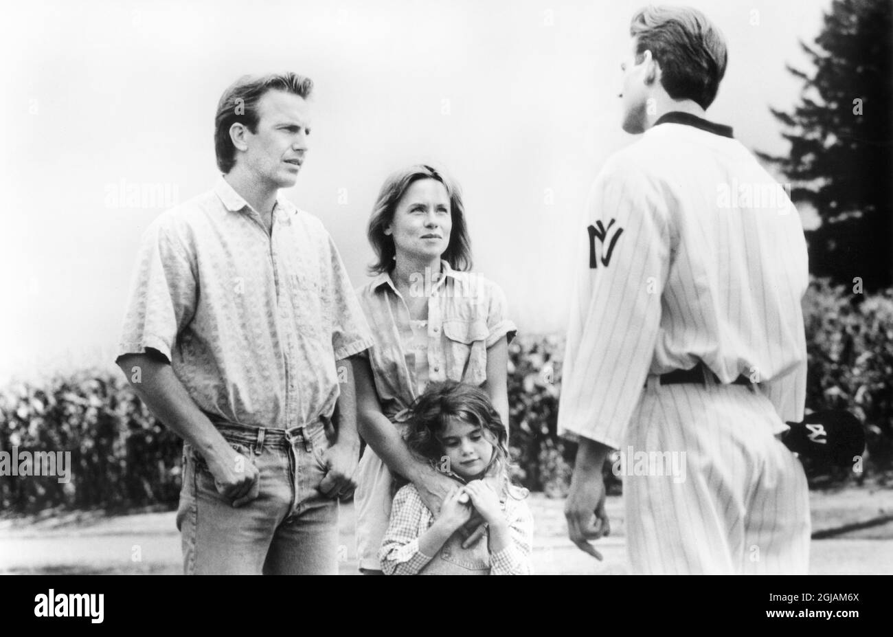 Kevin Costner, Amy Madigan, Gaby Hoffman, Dwier Brown, on-set of the Film, 'Field of Dreams', Universal Pictures, 1989 Foto Stock