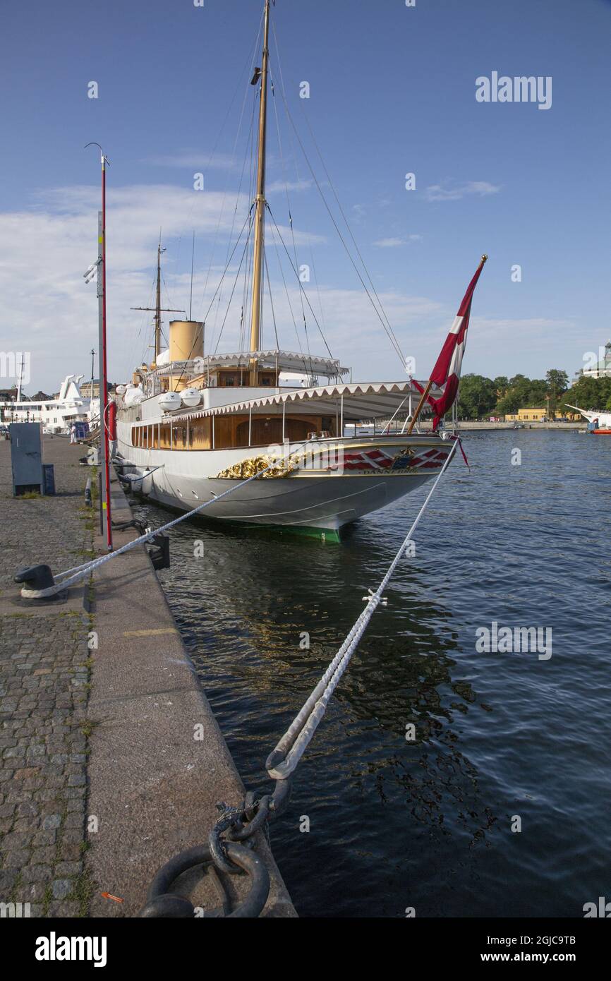 DET danska kungaskeppet Dannebrogen ligger vid Skeppsbron i Stockholm. Fartyget byggdes i KÃ¶penhamn 1932 2019-06-18 (c) Johan Jeppsson / TT Foto Stock