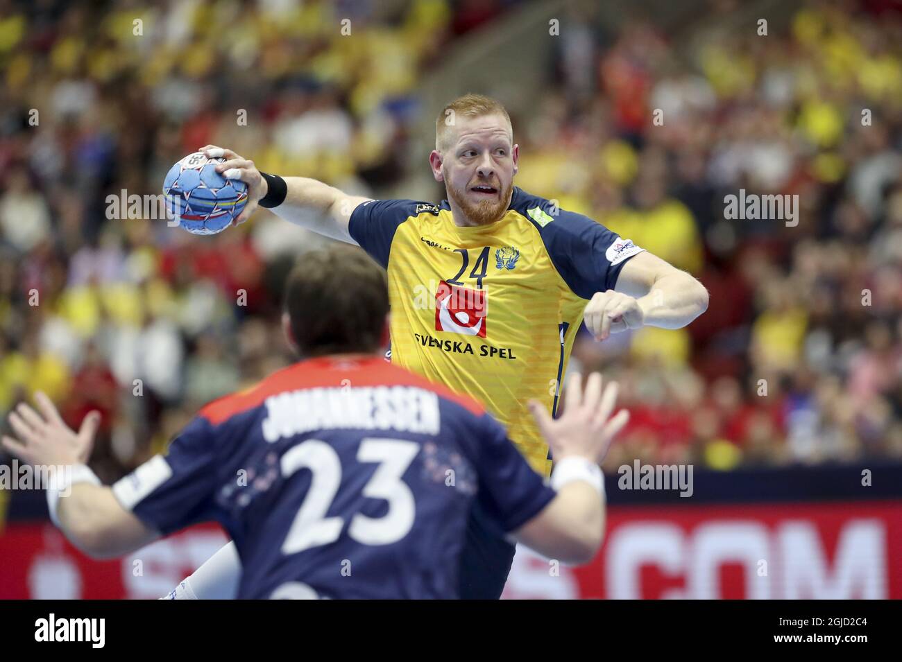 Jim Gottfridsson in azione in Svezia durante la partita del Campionato europeo di Pallamano maschile del Gruppo 2 tra Slovenia e Ungheria alla Malmo Arena, venerdì 19 gennaio 2020. Foto Andreas Hillergren / TT / code 10600 Foto Stock