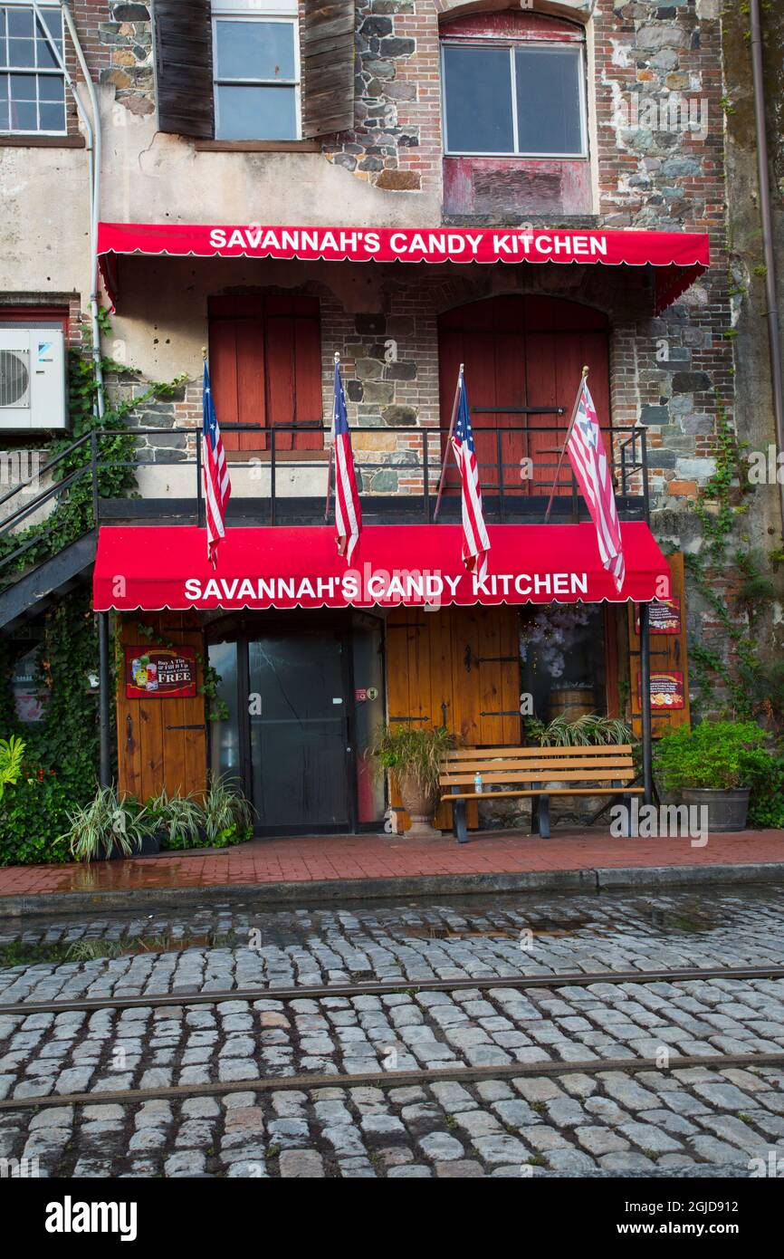 USA, Georgia, Savannah. Facciata della cucina Candy Kitchen di Savannah. Foto Stock