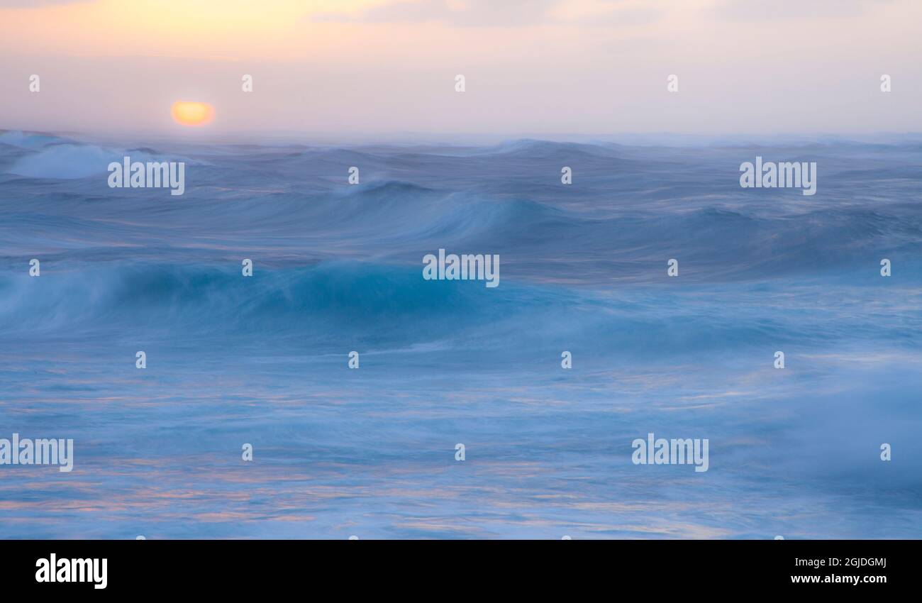 USA, Hawaii, Oahu, North Shore e Breaking Waves Foto Stock