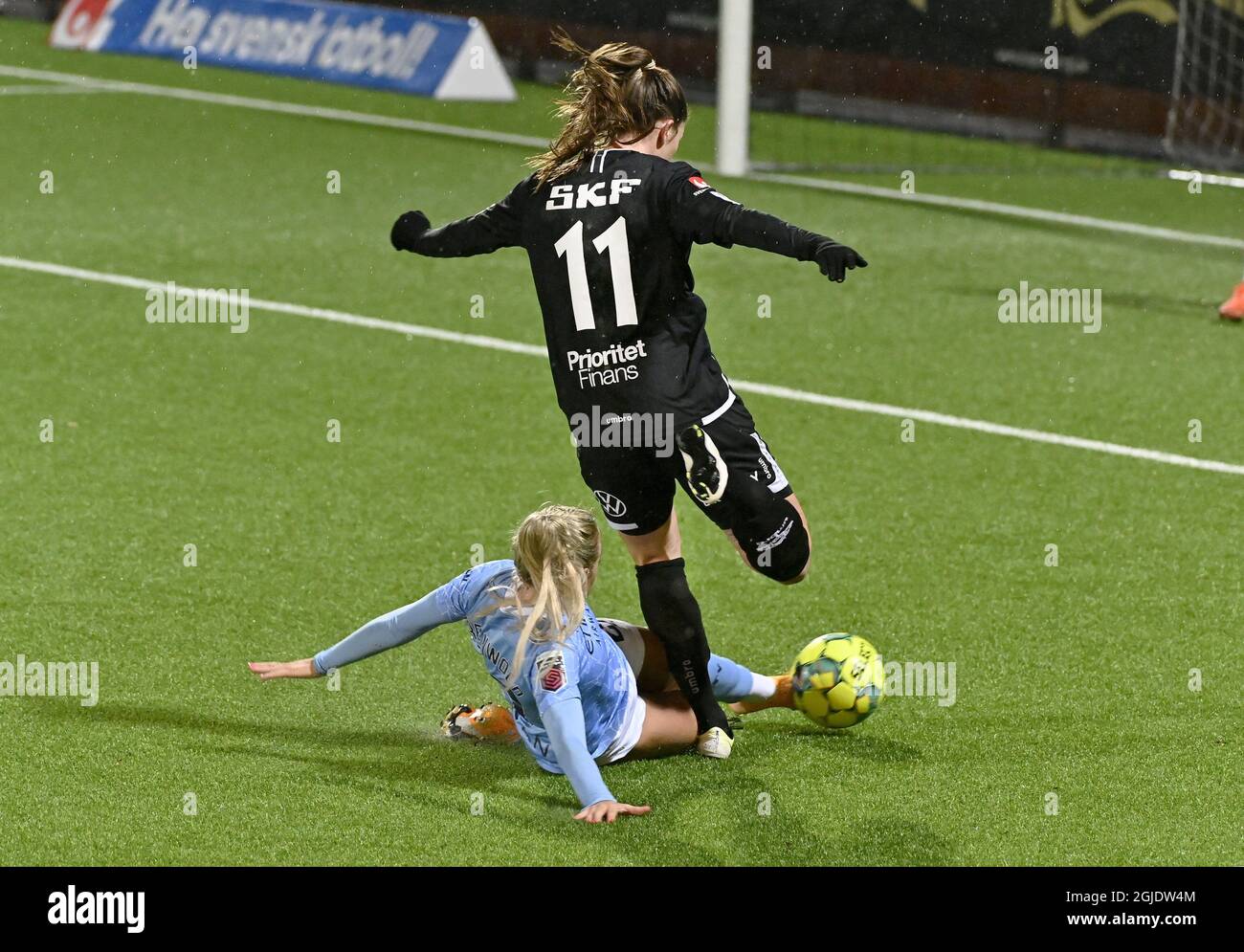 Gothenburg 2020-12-09 UEFA Women`s Champions League Gothenburg FC - Manchester City 1-2 Nizza decorazione di Alex Greenwood contro Pauline Hammarlund Foto Tommy Holl / TT Code 2391 Foto Stock