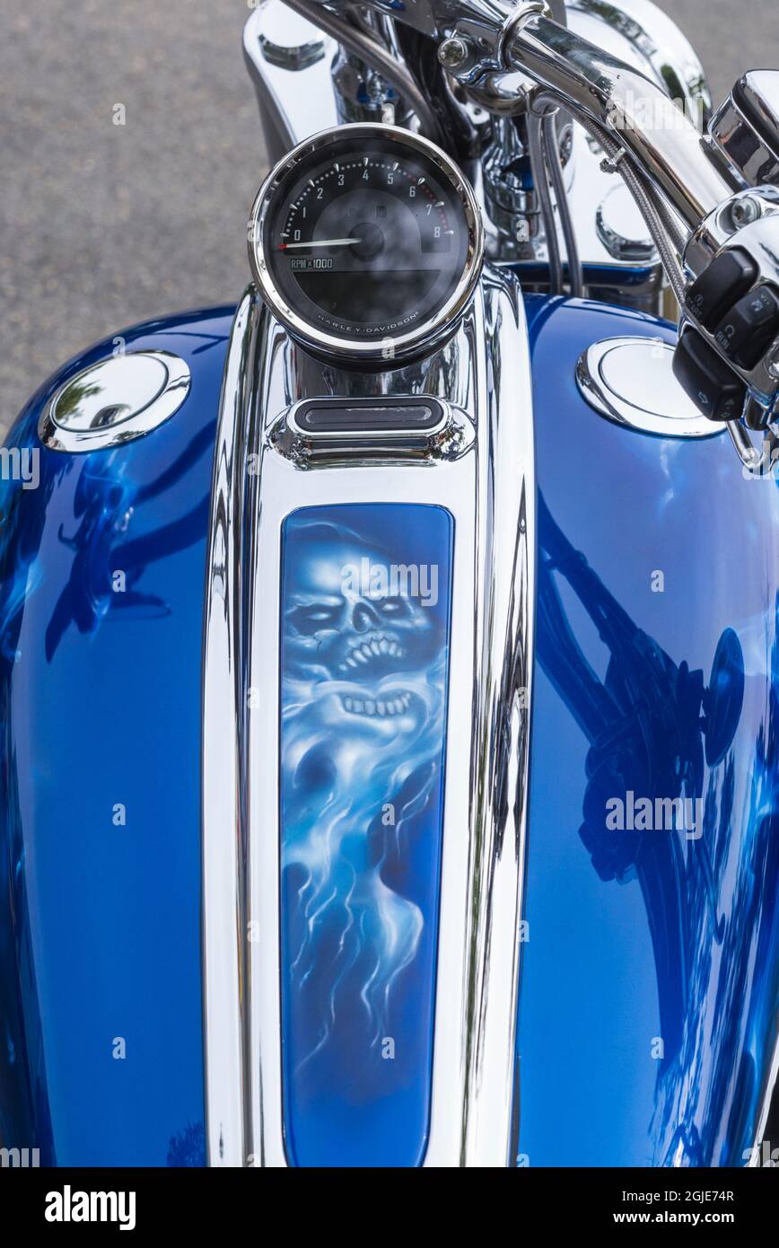 USA, Massachusetts, Essex. Dettagli serbatoio carburante personalizzato per motociclette. Foto Stock