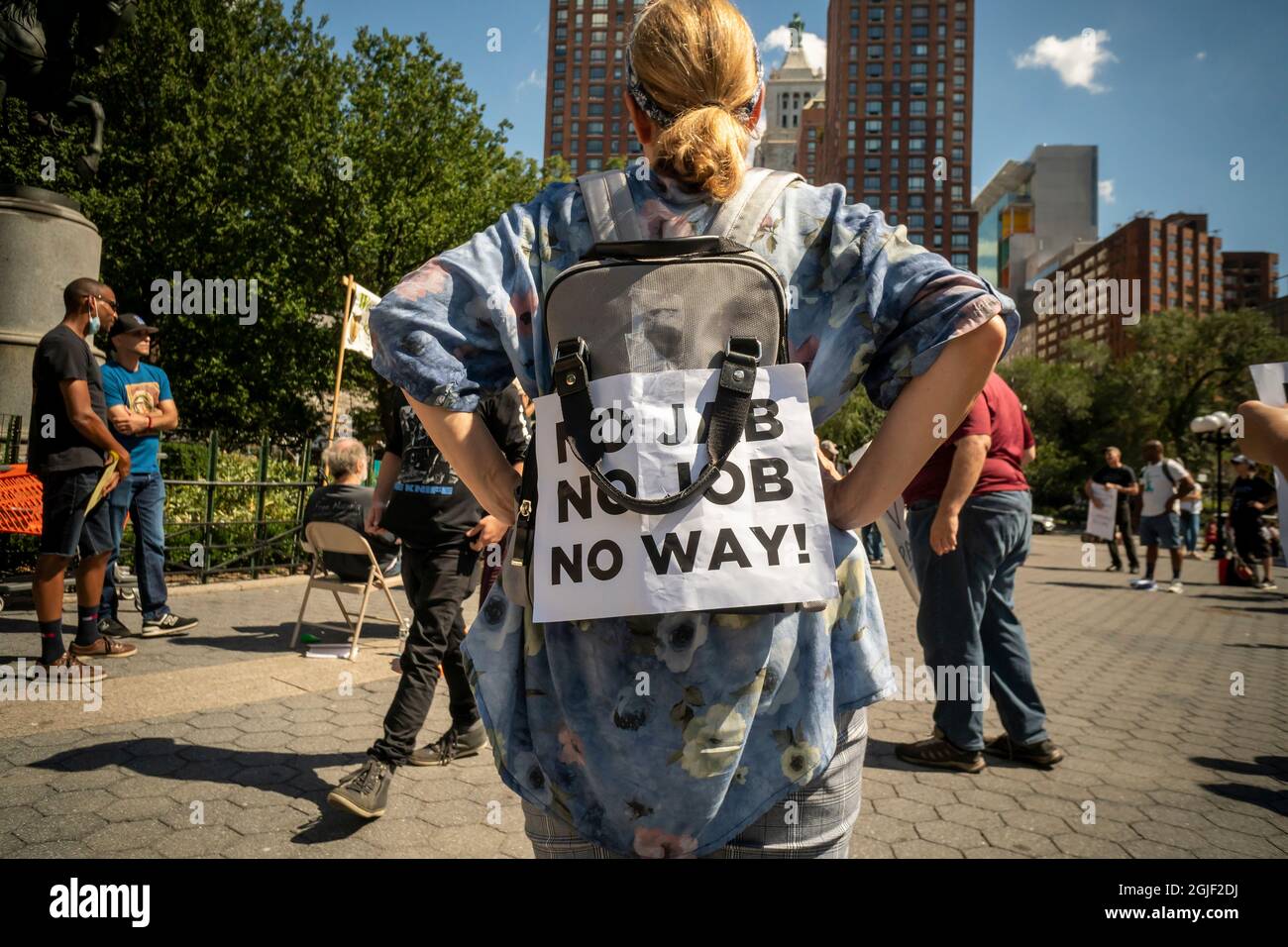 I manifestanti si riuniscono a Union Square Park a New York lunedì 6 settembre 2021 per radunarsi contro il mandato di vaccinazione del Covid-19 a New York. (© Richard B. Levine) Foto Stock