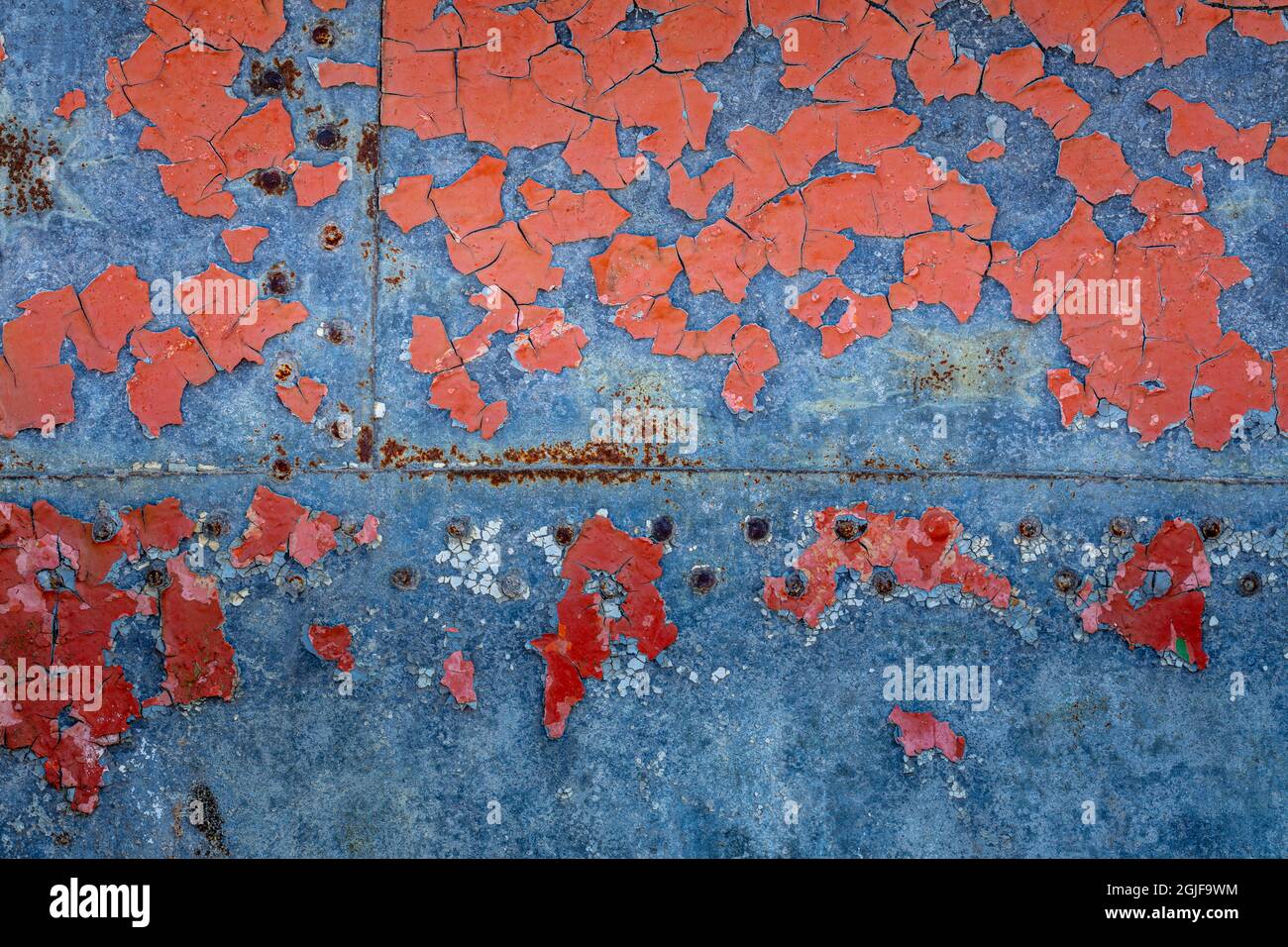 USA, Washington state, Port Townsend, Fort Worden state Park. Metallo arrugginito di vecchia barca di metallo. Credit as: Don Paulson / Galleria Jaynes / DanitaDelimont. Foto Stock