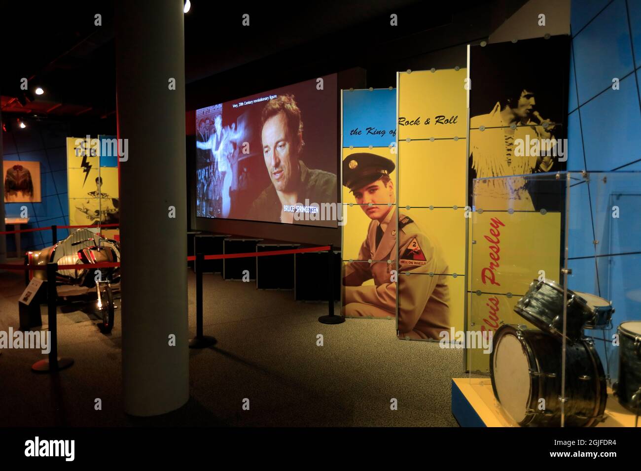 Mostra di Elvis Presley nella Rock and Roll Hall of Fame.Cleveland.Ohio.USA Foto Stock