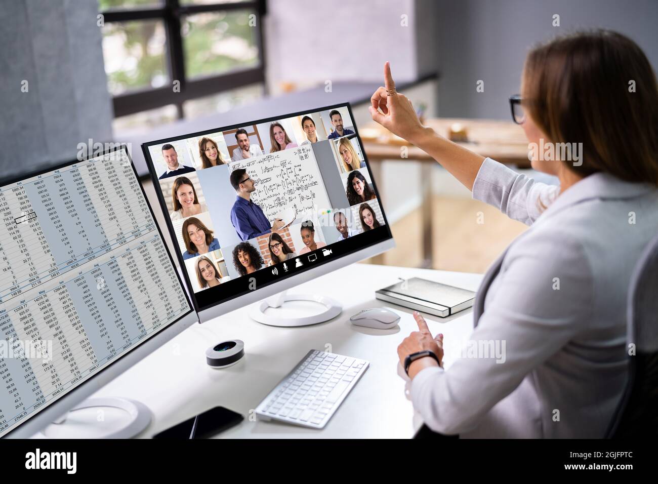 Chat virtuale di formazione aziendale sullo schermo del computer Foto Stock
