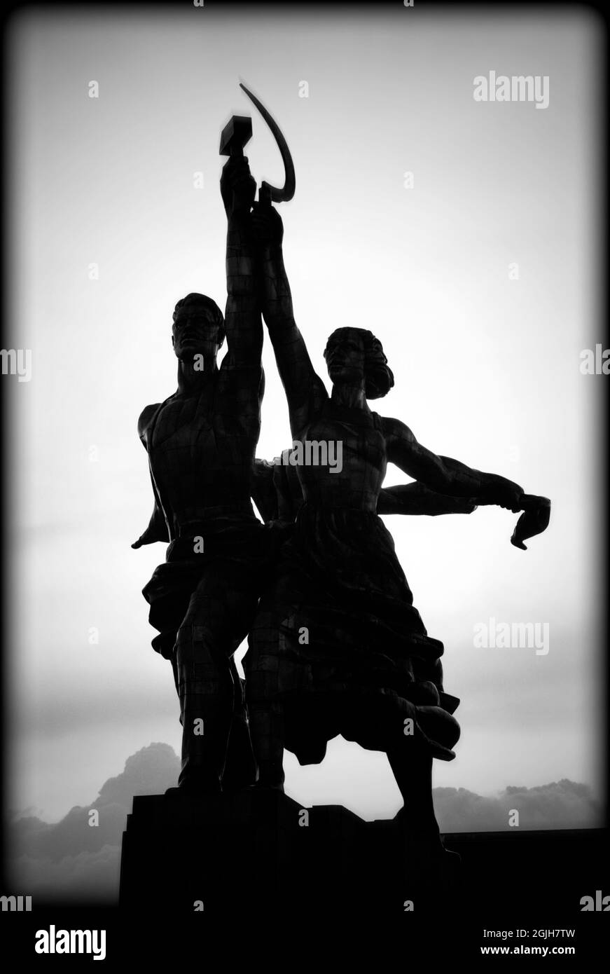 Il Lavoratore e la donna Kolkhoz scultura All-Russia vicino al centro esposizioni di Mosca Foto Stock