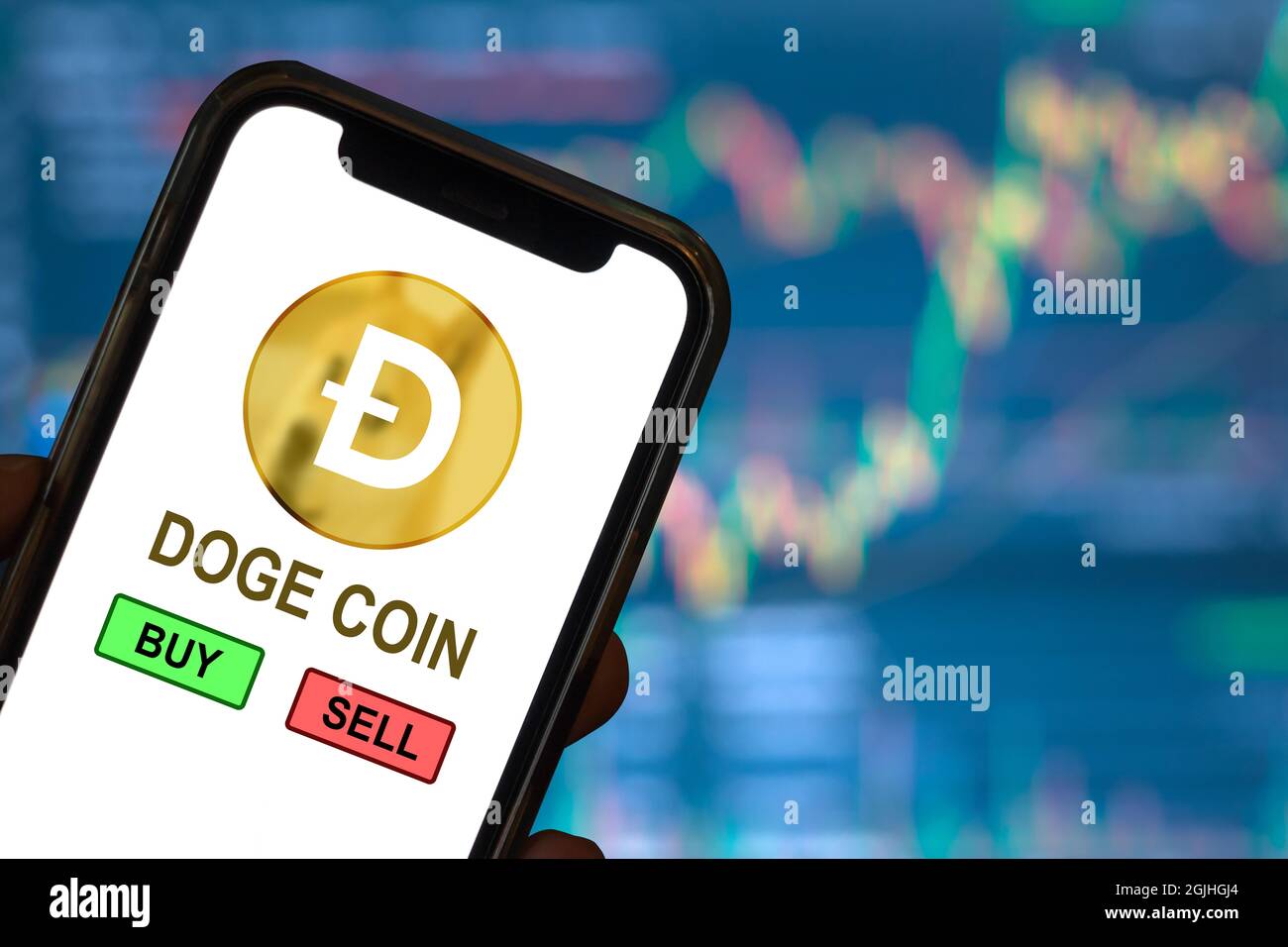 Dogecoin bit moneta trading view acquistare o vendere su smartphone con sfocatura Cryptocurrency mercato crescente prezzo di sfondo schermo. Foto Stock