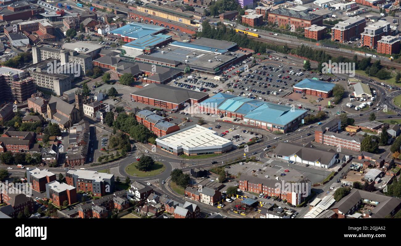 Vista aerea del Cockhedge Shopping Park, Warrington, Cheshire Foto Stock