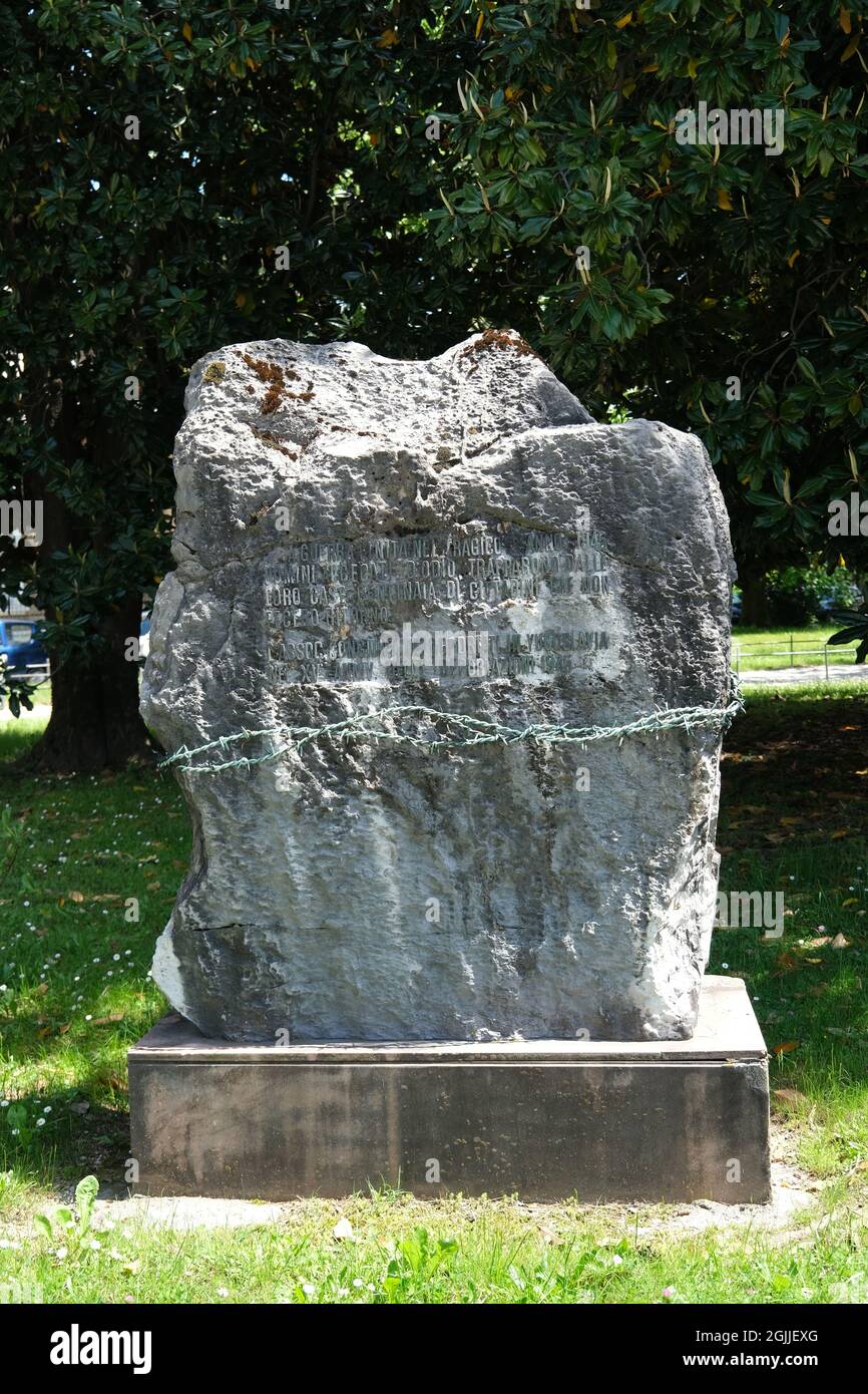 Gorizia, Italia. Parco della rimembranza. Monumenti per ricordare le vittime della prima guerra mondiale in difesa della patria. Friuli Venezia Giulia. Foto Stock