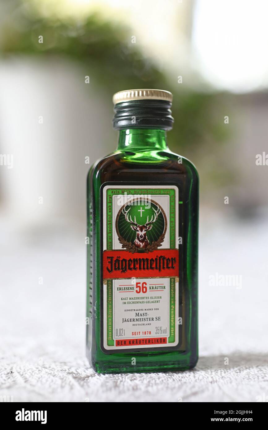 Un flacone di Jägermeister da Mast-Jägermeister se. Foto Stock