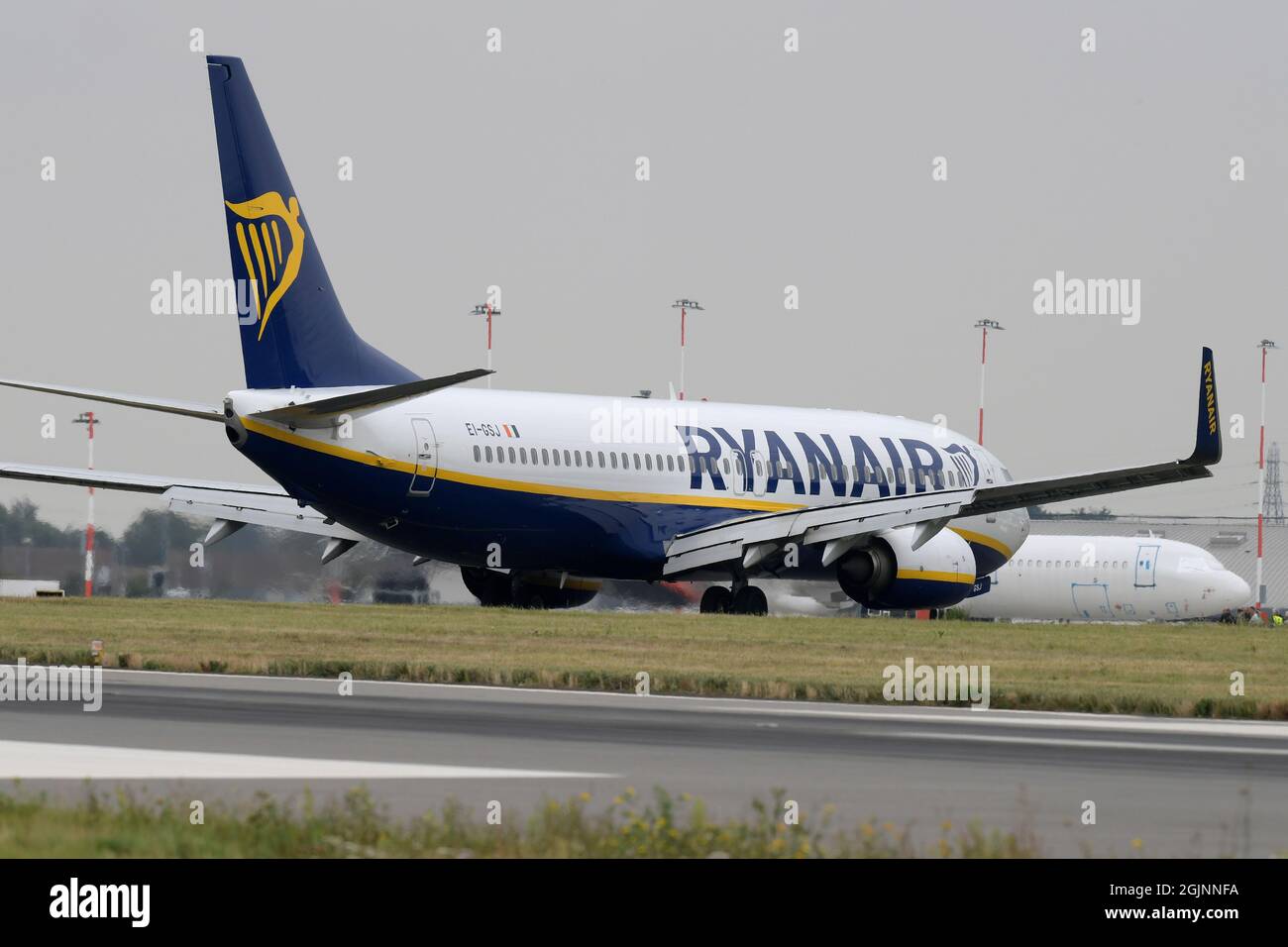 Southend, Essex, Regno Unito. 11 Settembre 2021. Ryanair ha annunciato che usciranno dall'aeroporto di Southend dal 1° novembre 2021. Ciò segue la partenza di EasyJet lo scorso anno, il che significa che nessun volo passeggeri partirà dall'aeroporto di Essex dopo tale data. Credit: MARTIN DALTON/Alamy Live News Foto Stock