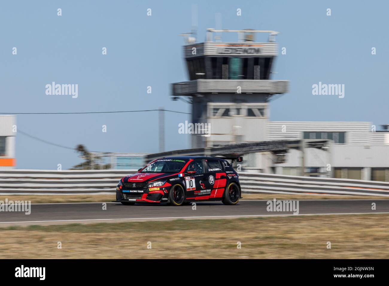 10 BELTRAMELLI Viny (fra), Ropars Racing Team-Motors Legend, Peugeot 208 RC, in azione durante il 5° round del Championnat de France FFSA Tourisme 2021, dal 10 al 12 settembre 2021 sul Circuit de Lédenon, a Lédenon, Francia - Foto Marc de Mattia / DPPI Foto Stock