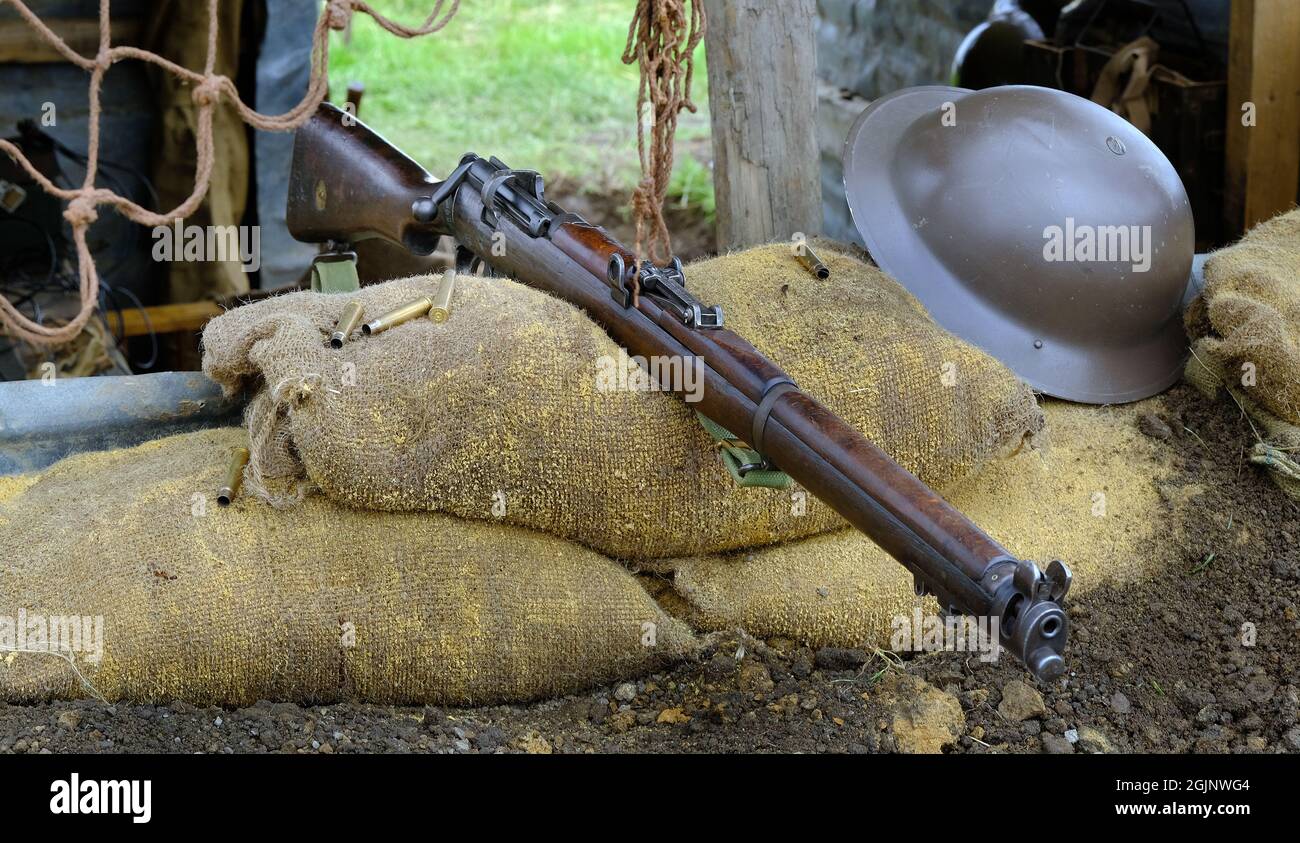 Fucile di servizio dell'esercito britannico per entrambe le guerre mondiali. SMPLE. La rivista Lee Enfield. Molto preciso. Foto Stock