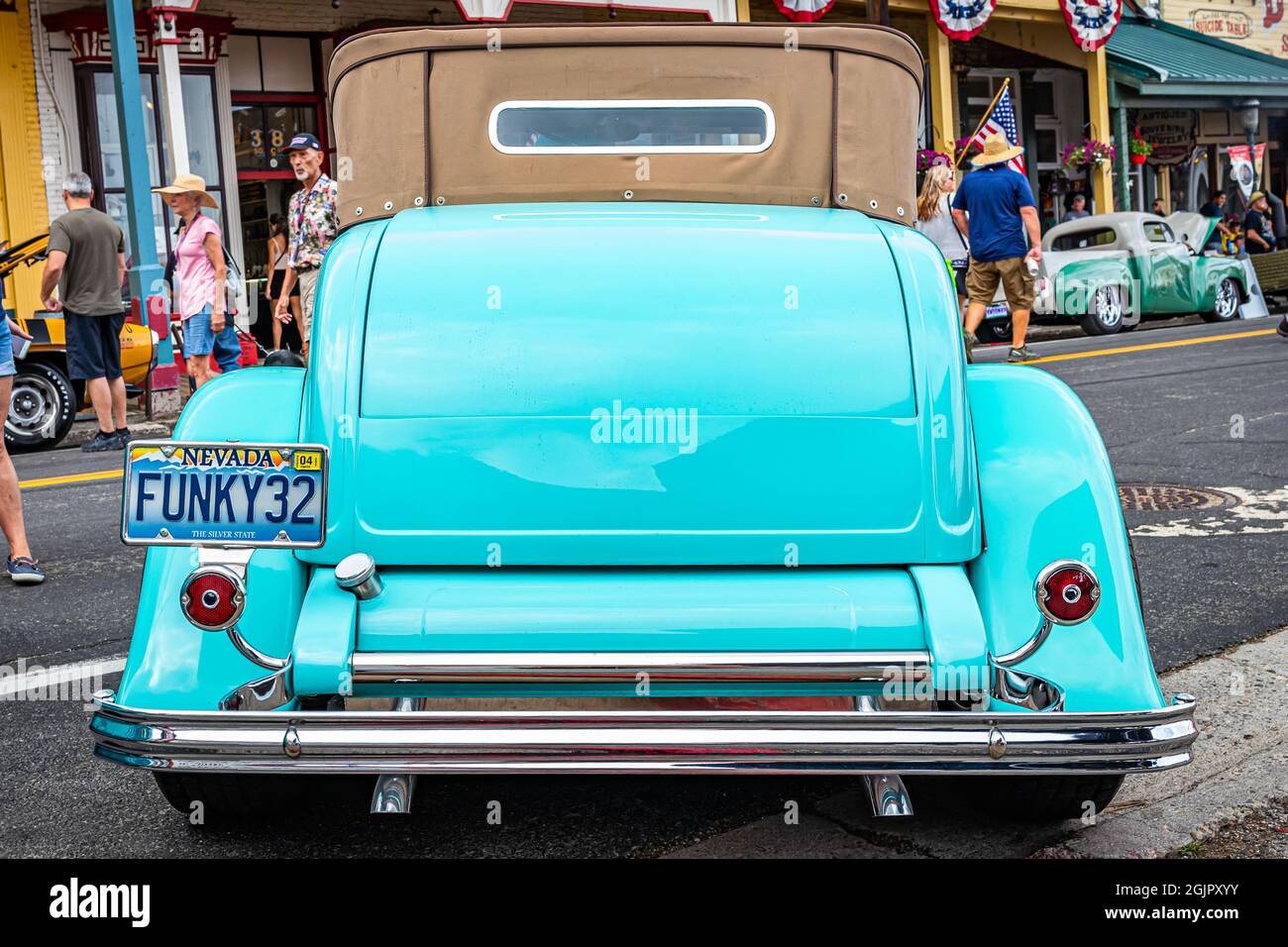 Virginia City, NV - 30 luglio 2021: 1932 Ford Model 18 Standard Roadster ad una mostra di automobili locale. Foto Stock