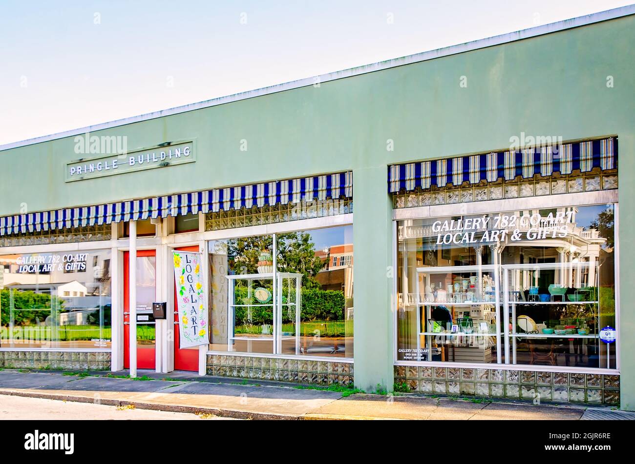 Il Pringle Building è raffigurato il 5 settembre 2021 a Biloxi, Mississippi. Il Pringle Building fu costruito nel 1950 come ufficio legale per avvocati Foto Stock