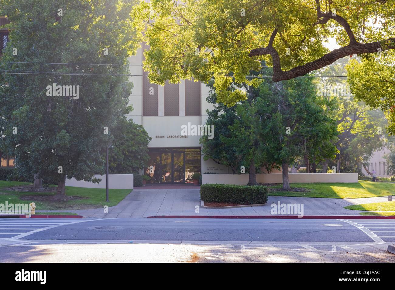 Vista soleggiata del campus del California Institute of Technology di Los Angeles, California Foto Stock