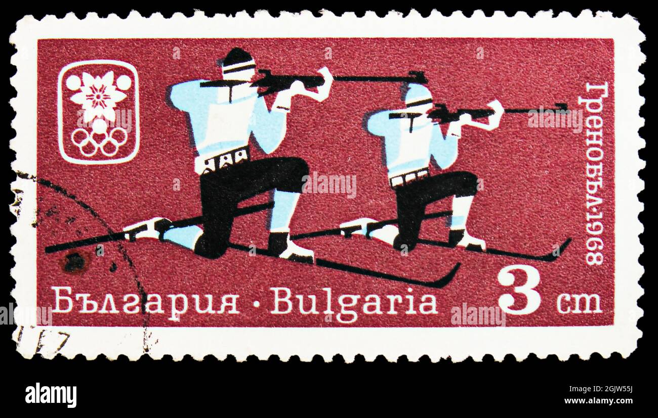 MOSCA, RUSSIA - 20 GIUGNO 2021: Francobollo stampato in Bulgaria mostra Biathlon, Giochi Olimpici invernali 1968 - Grenoble serie, circa 1967 Foto Stock