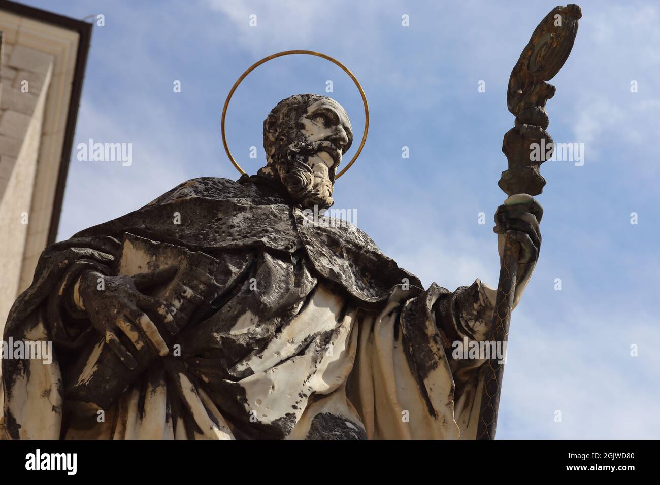 Cassino, Italia. Settembre 11, 2021. Abbazia di Montecassino, la statua di San Benedetto. Antonio Nardelli / Alamy Foto Stock