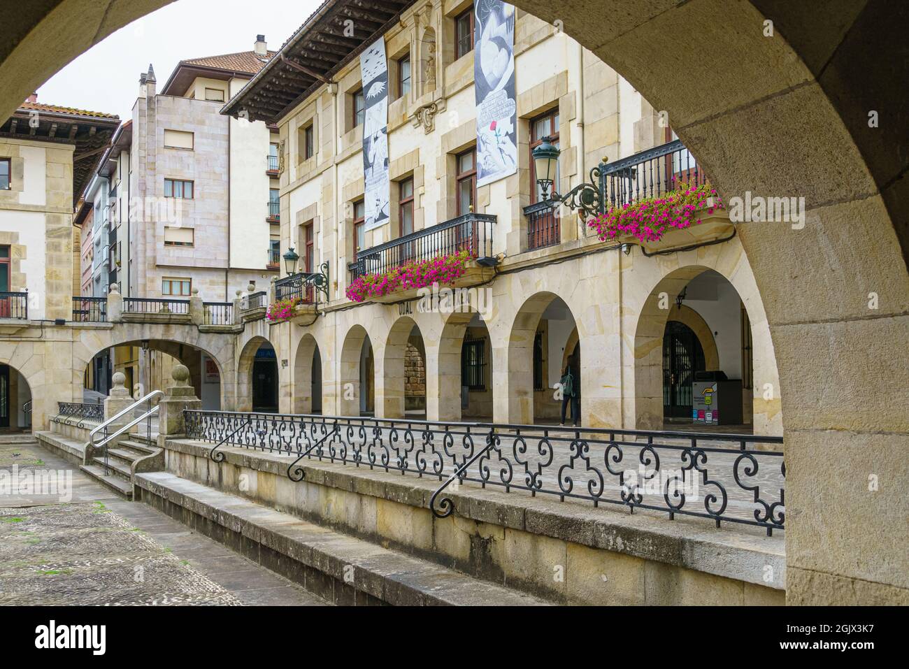 Foru Plaza a Guernica e Luno. Paesi Baschi. Spagna Foto Stock