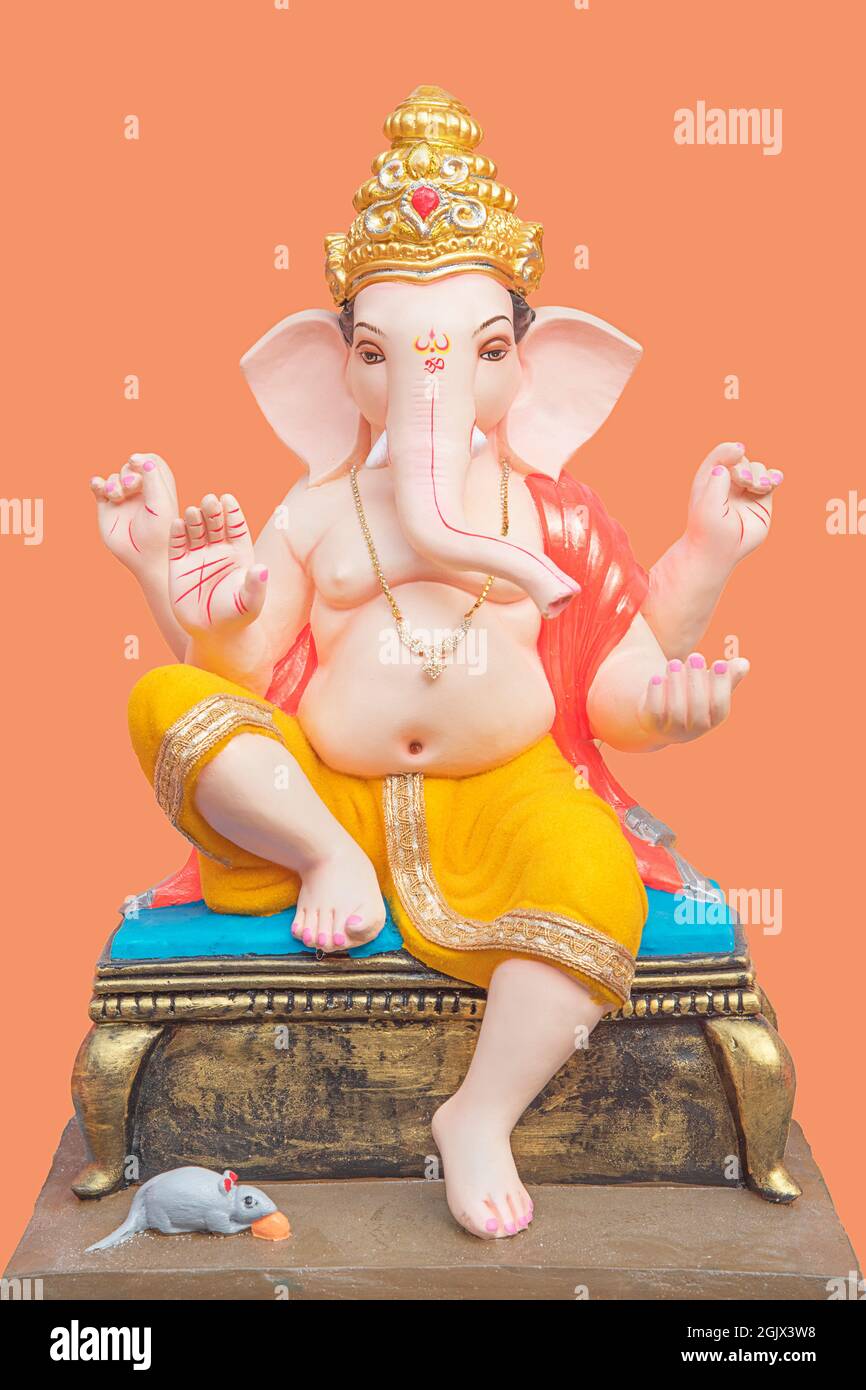 Colorato e bello Dio indù Ganesha Idol Foto Stock