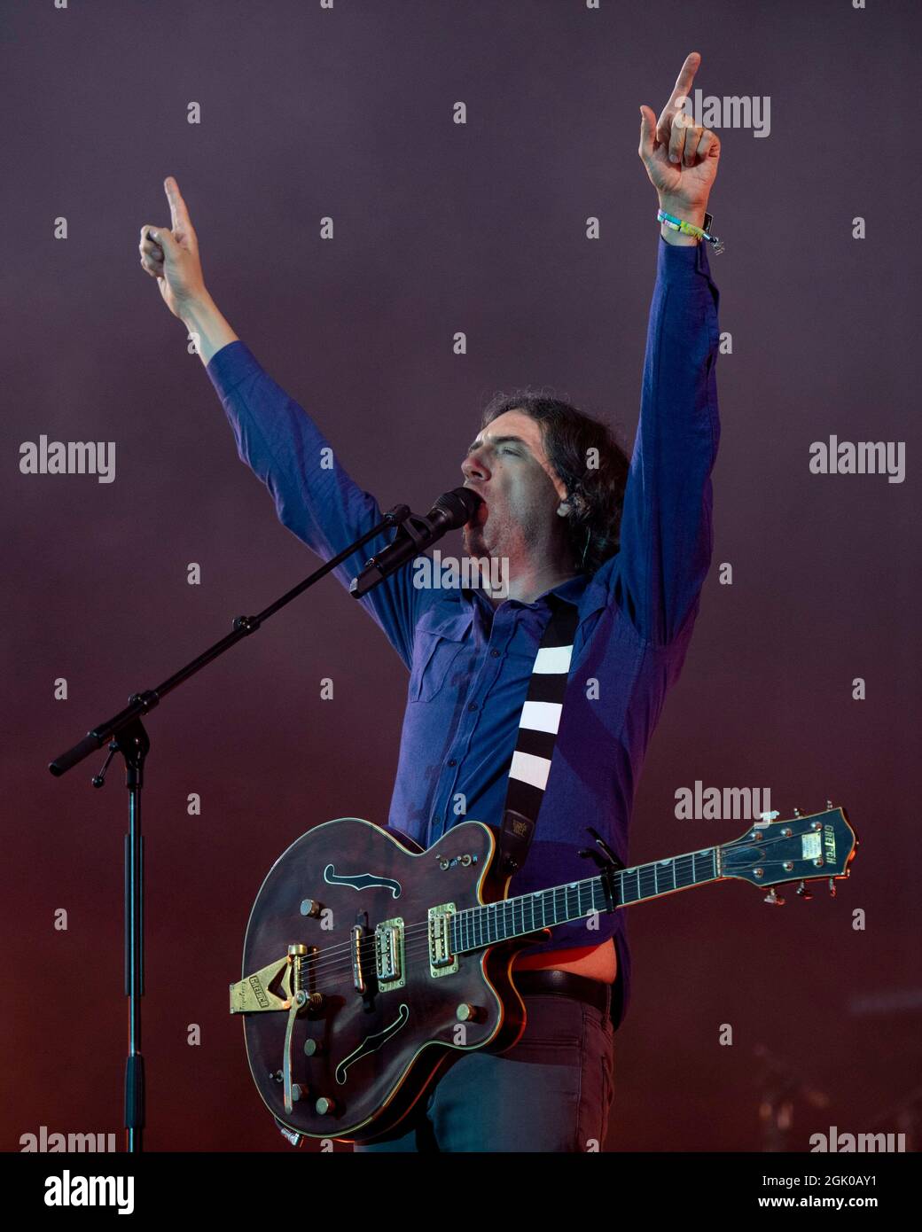 Glasgow, Regno Unito. 12 settembre 2021. NELLA FOTO: Gary Lightbody, frontman, cantante e chitarrista della band, Snow Patrol, ha visto suonare sul palco principale a una folla impanata al Glasgow Green al TRNSMT 2021 l'ultimo giorno del festival di musica dal vivo. Credit: Colin Fisher/Alamy Live News Foto Stock