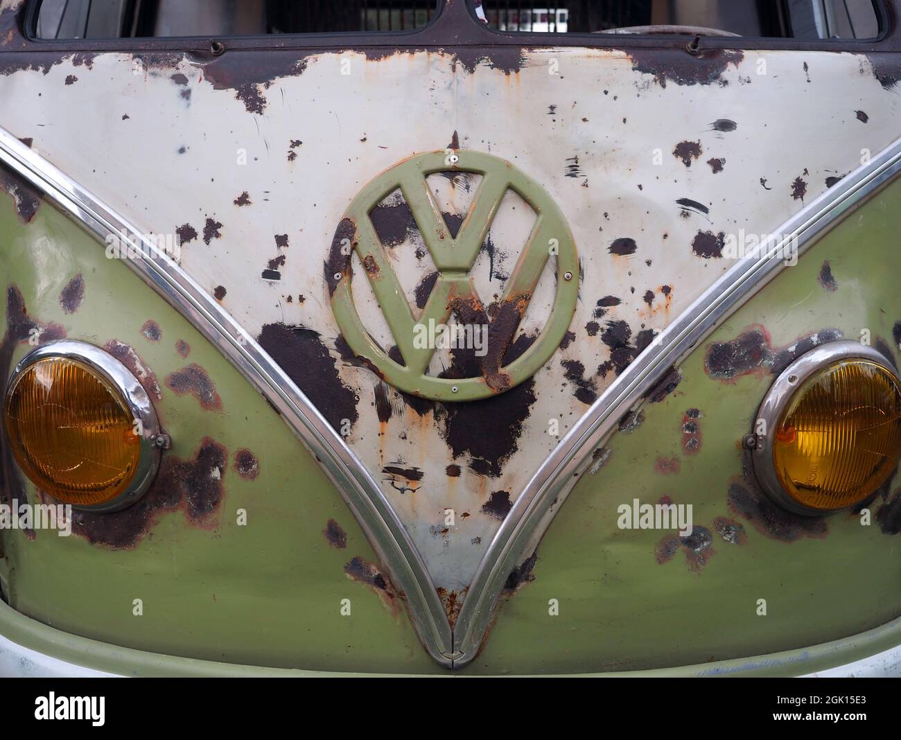 Primo piano di un classico VW tipo 2 Camper Microbus Foto Stock