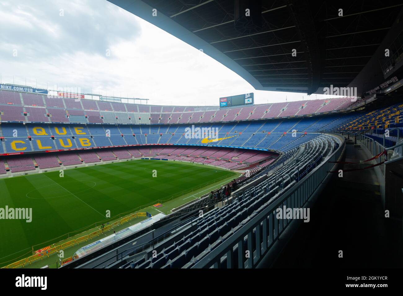 Camp Nou, lo stadio più grande d'Europa e sede del FC Barcelona Foto stock  - Alamy