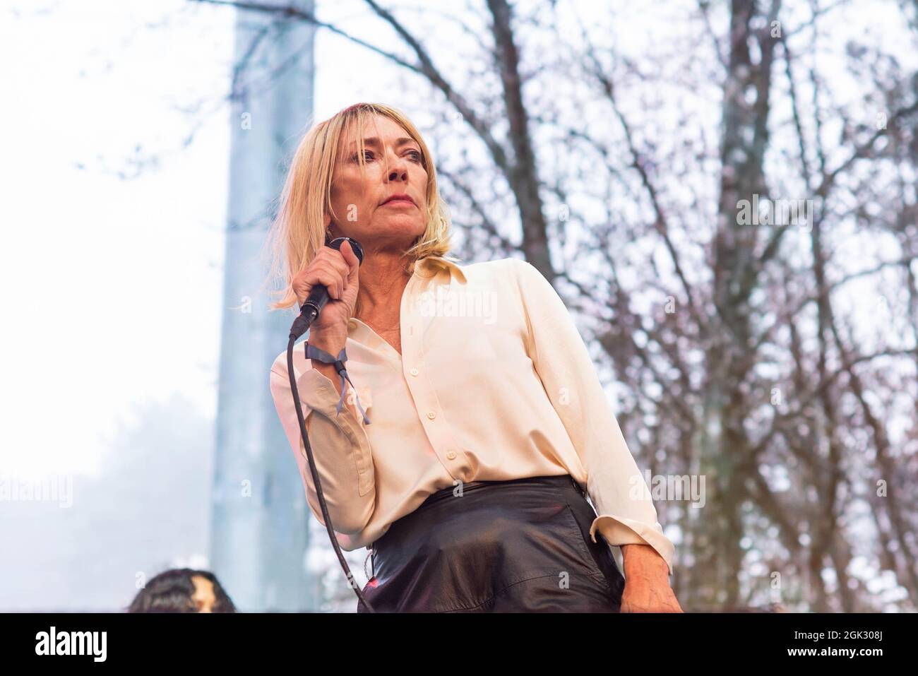 CHICAGO, il - 11h DI SETTEMBRE: Kim Gordon, ex di Sonic Youth, suona Pitchfork 2021 Day 2 a Chicago, Illinois. (Foto di Annie Lesser/imageSPACE/MediaPunch) Foto Stock