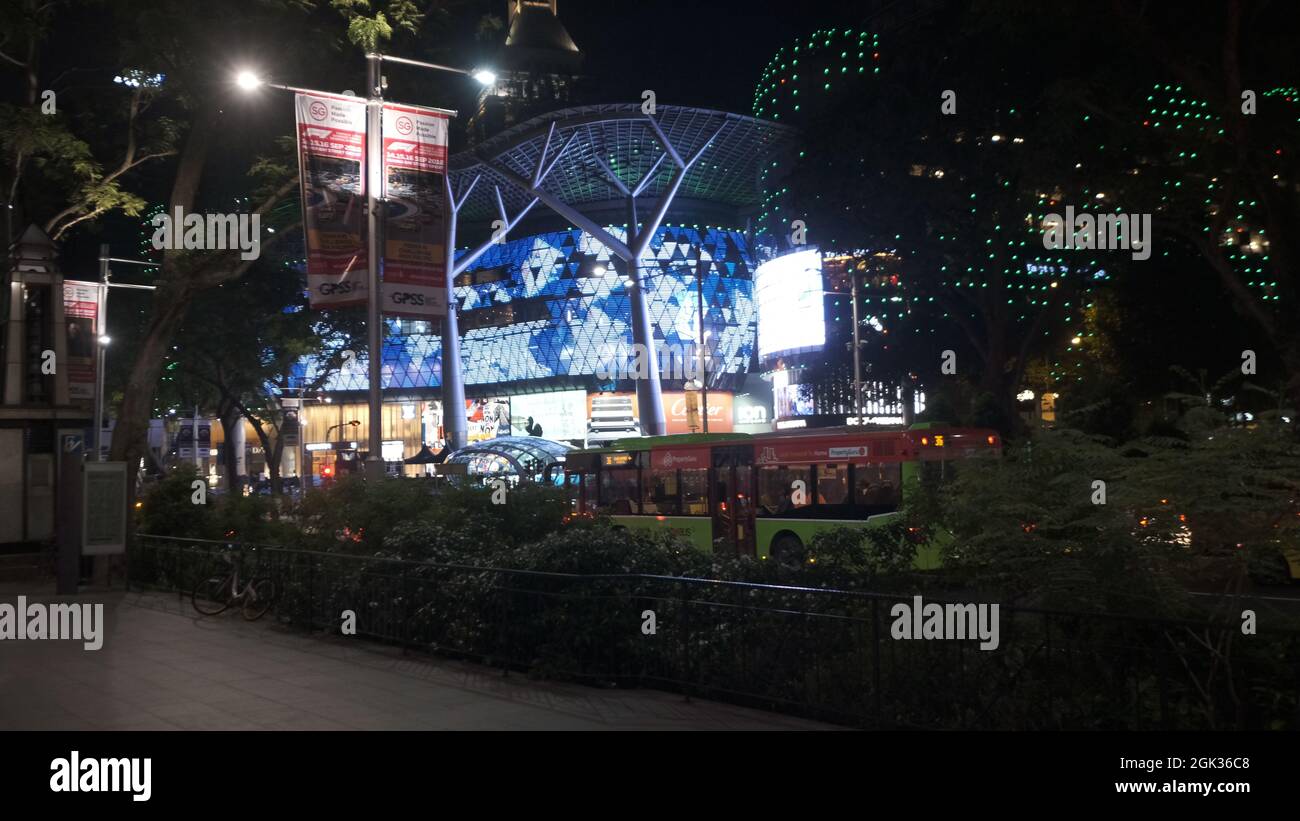 Orchard Road Singapore di notte Foto Stock