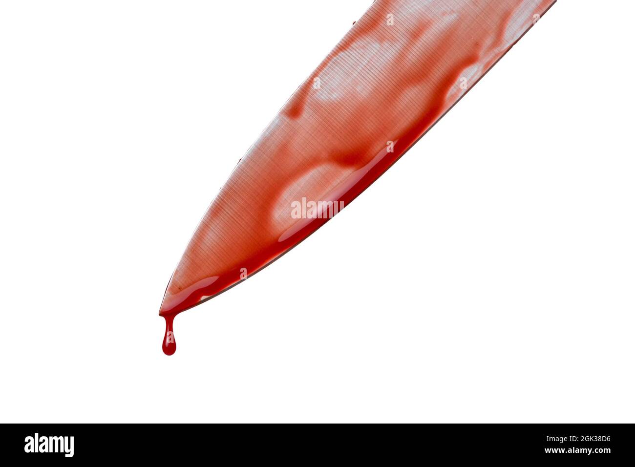 Coltello sanguinante ancora gocciolante isolato su sfondo bianco Foto Stock