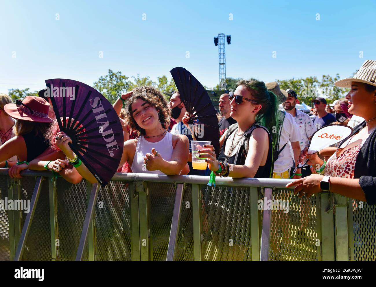 Napa California, 4 settembre 2021, folla divertirsi al BottleRock 2021. Credit: Ken Howard Images / Alamy Foto Stock