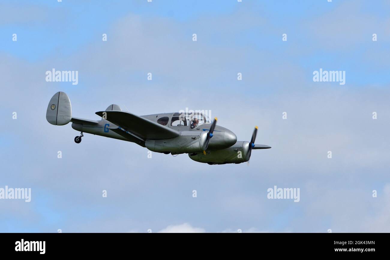 Vintage Miles M65 Gemini, G-AKHP Aircraft in Flight. Foto Stock