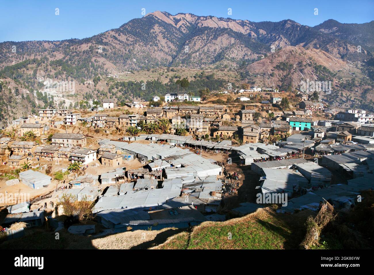 Martadi città o villaggio - bazaar nel Nepal occidentale Foto Stock