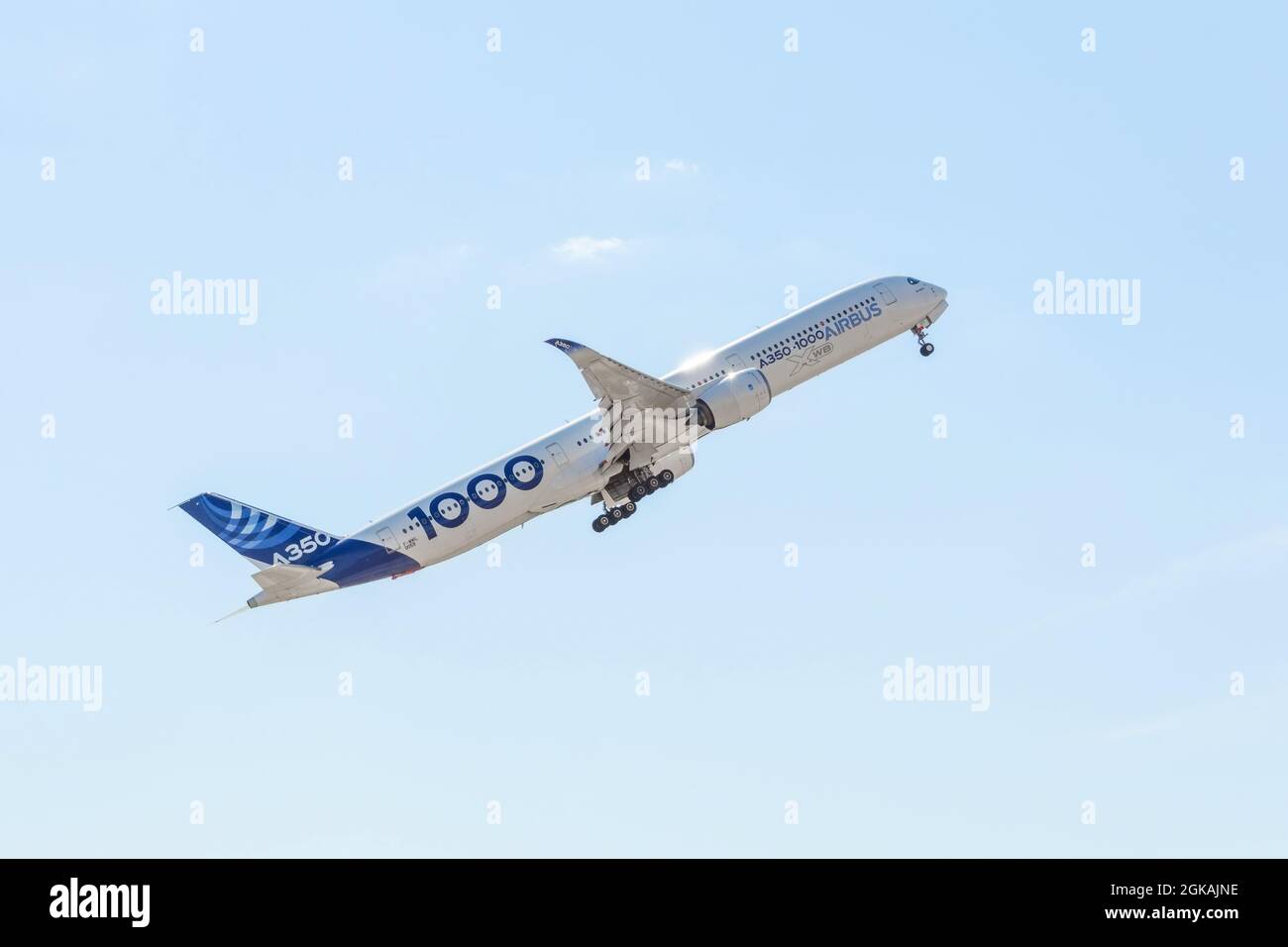 Aereo dimostrativo Airbus A350-1000 XWB. Russia, Mosca. Aeroporto di Zhukovsky. 22 luglio 2021 Foto Stock