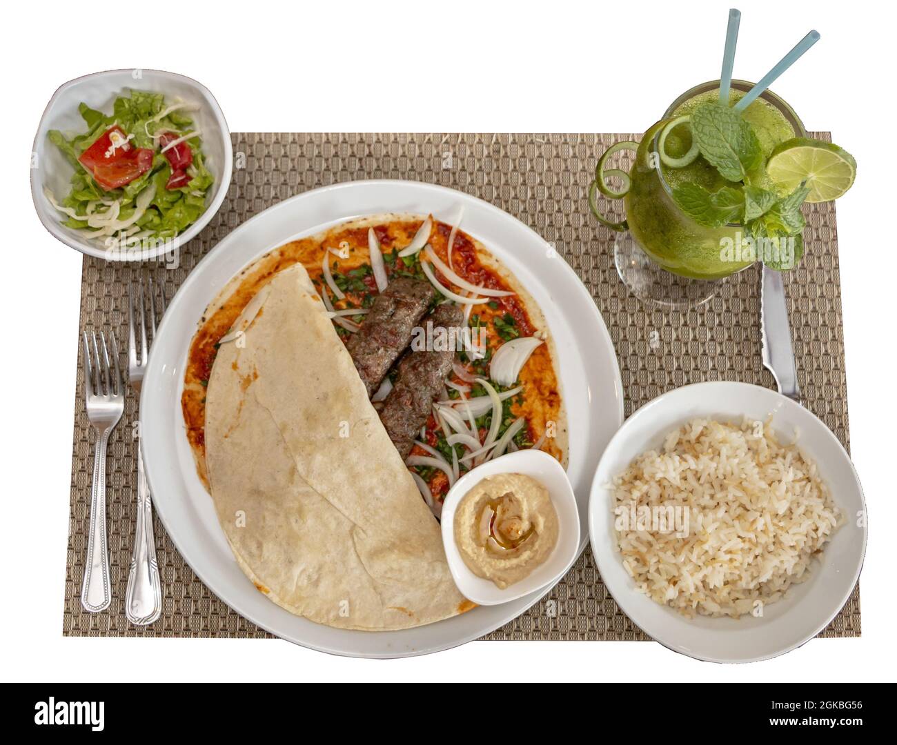 Vista dall'alto, piatto vario con cibo arabo, diverse elaborazioni di piatti  tipici iraniani Foto stock - Alamy