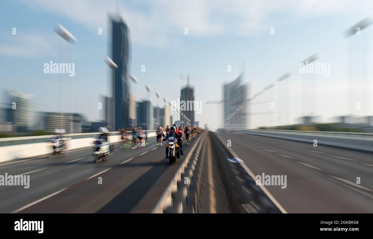 Effetto zoom dinamico alla maratona della città di Vienna Foto Stock
