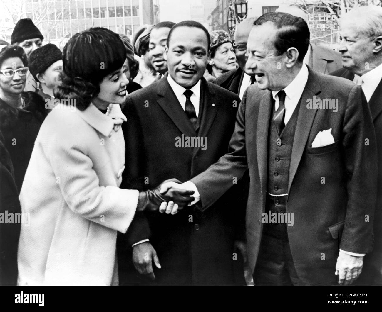 Dr. E Sig.ra Martin Luther King Jr., salutati dal sindaco di New York Robert Wagner, New York City, New York, USA, Phil Stanziola, New York World-Telegram & Sun Photo Collection, 1964 Foto Stock