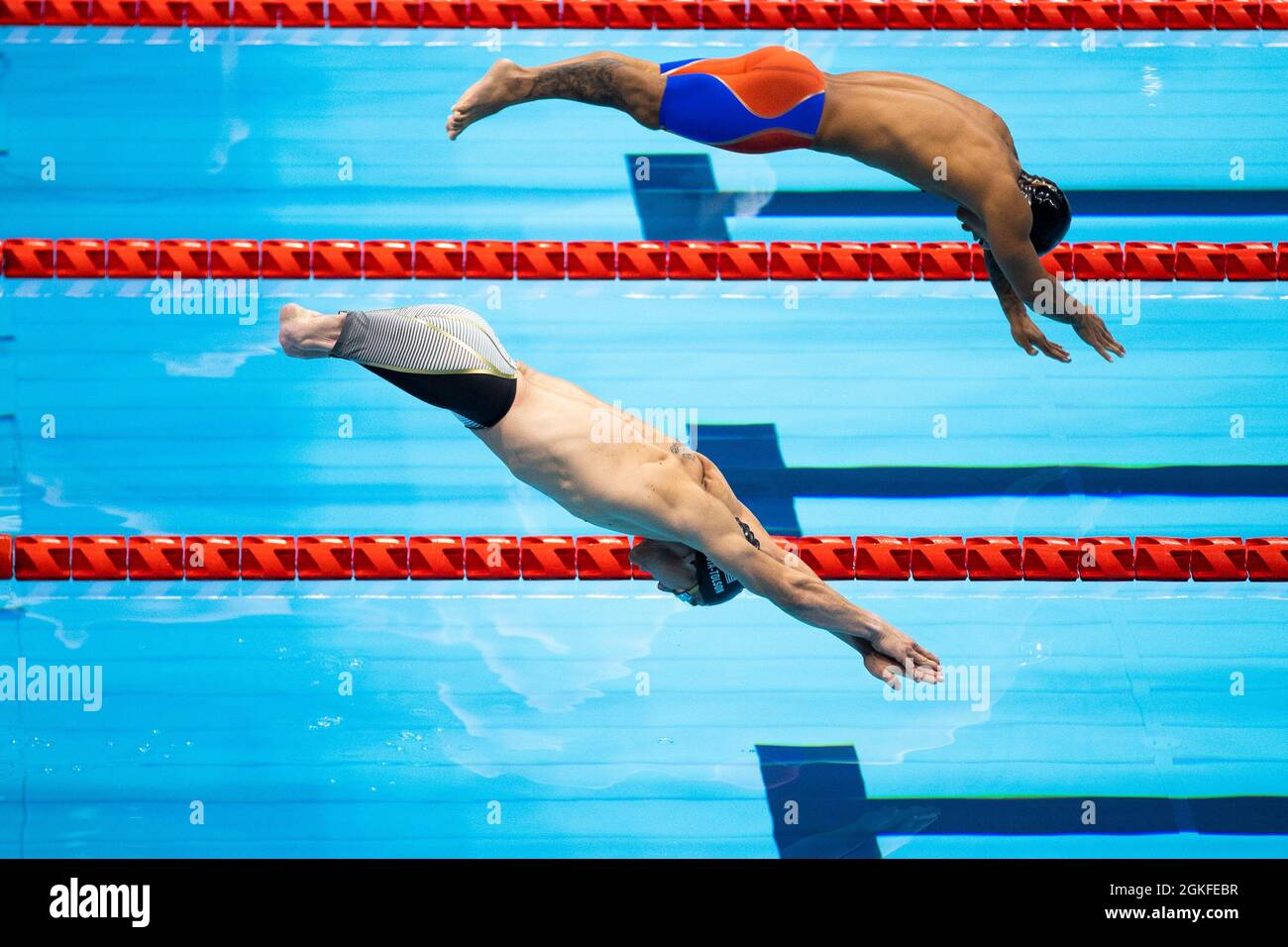 PRUD-TOKIO (KOTO-KU), GIAPPONE - AGOSTO 26: Featurebild, Garcia Tolson (USA) beim schwimmen am Tag (3) der Paralympics (Paralympische Spiele) Tokio 2020 Foto Stock