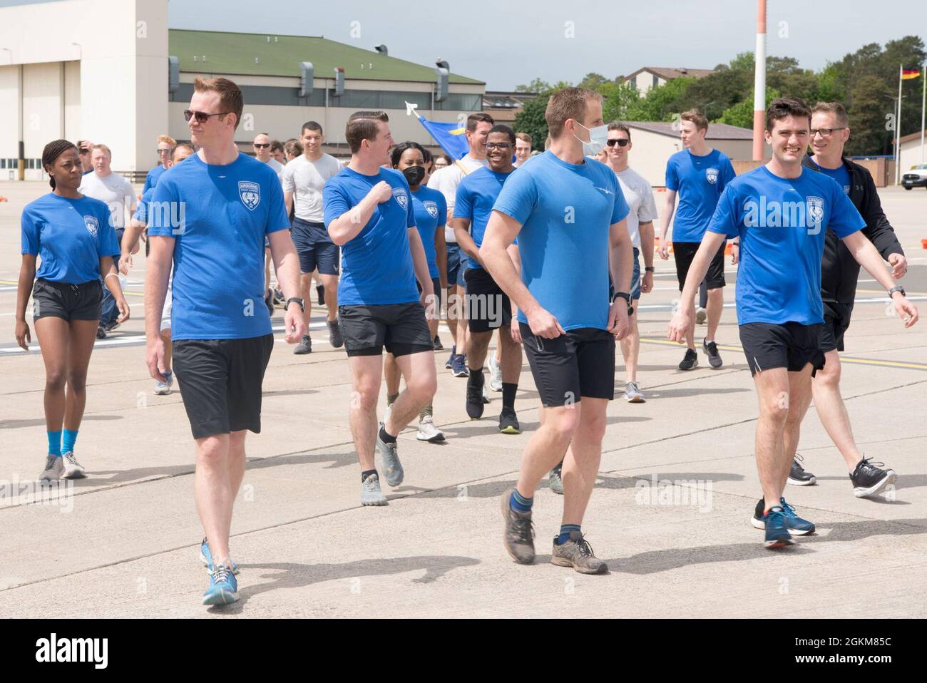 Gli aerei dell'aeronautica degli Stati Uniti si dirigono verso la linea di partenza, 24 maggio 2021, alla base aerea di Ramstein, Germania. Circa 250 persone attive hanno partecipato alla corsa, costruendo la prontezza e la resilienza della lotta. Foto Stock