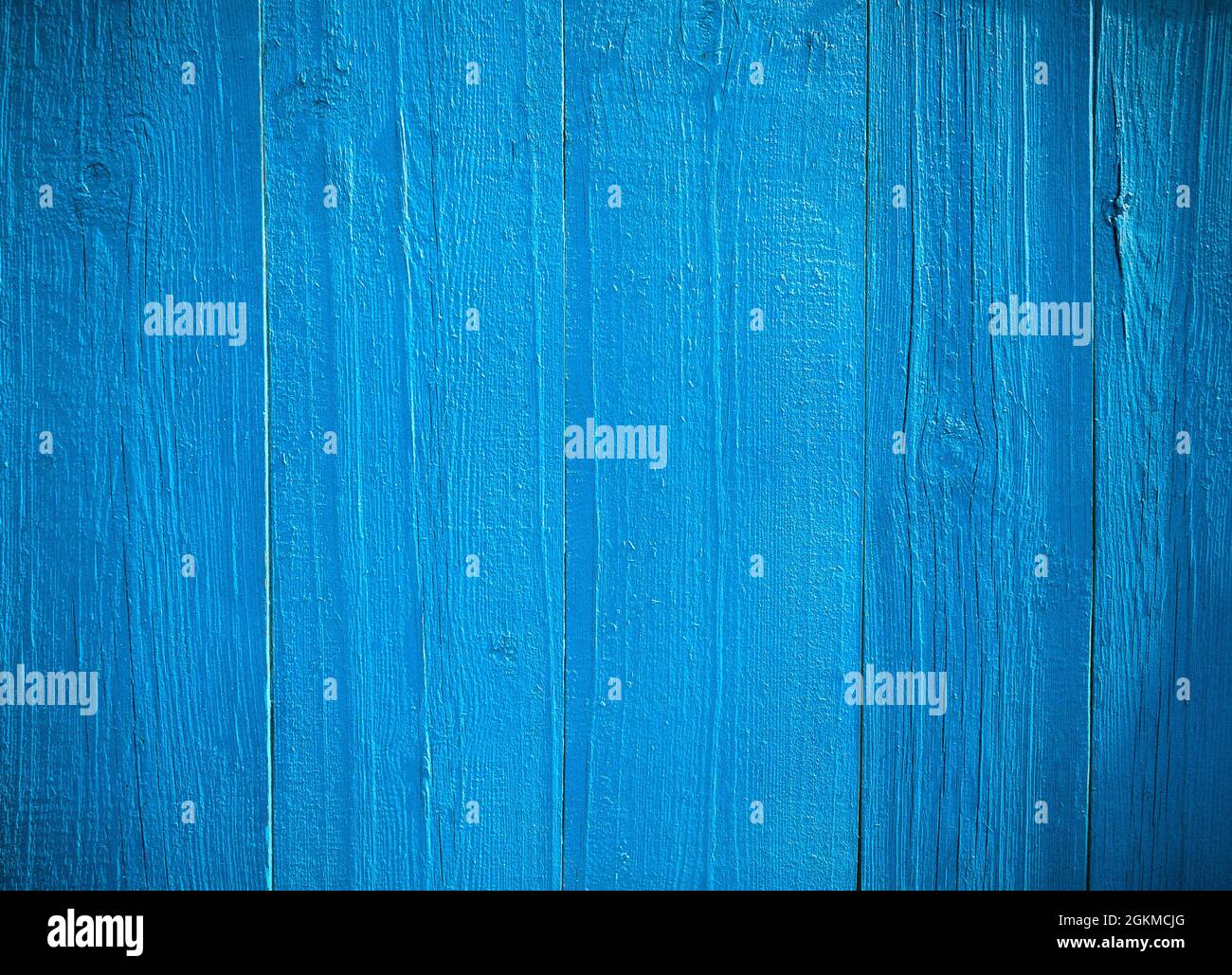 Struttura di sfondo in legno naturale dipinta di blu. Primo piano Foto Stock