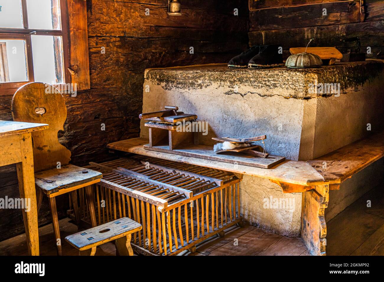 Artigianato popolare nel museo di Bosco Gurin, Circolo della Rovana, Svizzera Foto Stock