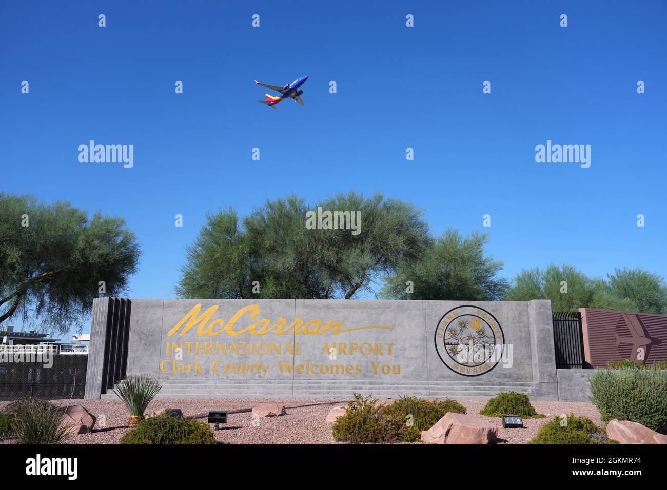 Una visione generale della registrazione di un Boeing 737-700 della Southwest Airlines (a doppio getto) N7878A decollo dall'aeroporto internazionale McCarran di Tuesd Foto Stock