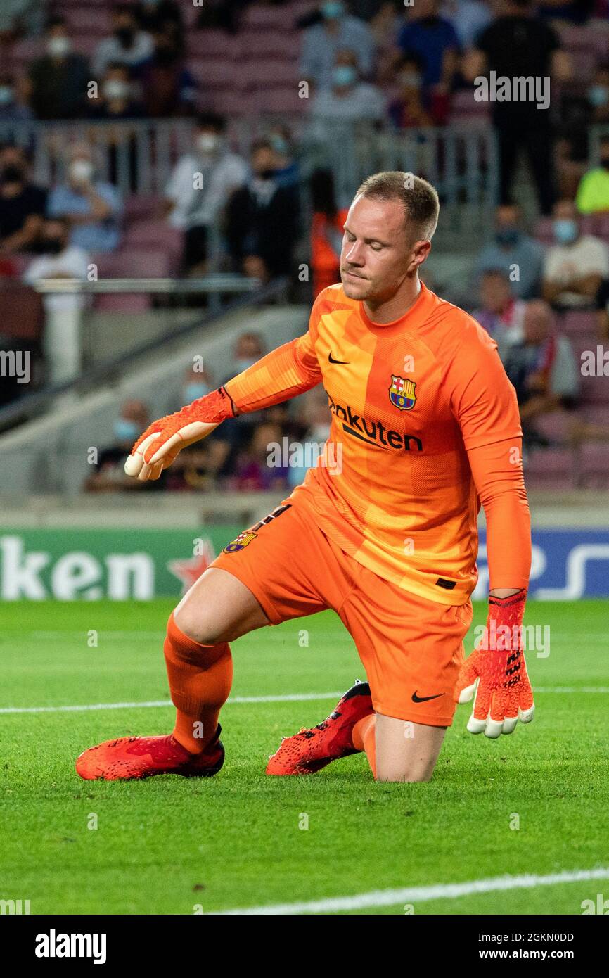 SPAGNA, CALCIO, CHAMPIONS LEAGUE, FC BARCELONA VS FC BAYERN MONACO. FC Brecelona (1) Ter Stegen reagisce al primo obiettivo di (25) Thomas Müller durante la fase di incontro di gruppo della Champions League tra il FC Barcelona e il FC Bayern Monaco di Baviera a Camp Nou, Barcellona, Spagna, il 14 settembre 2021. © Joan Gosa 2021 Foto Stock